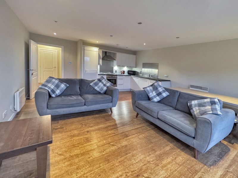 White Cart Court Shawlands